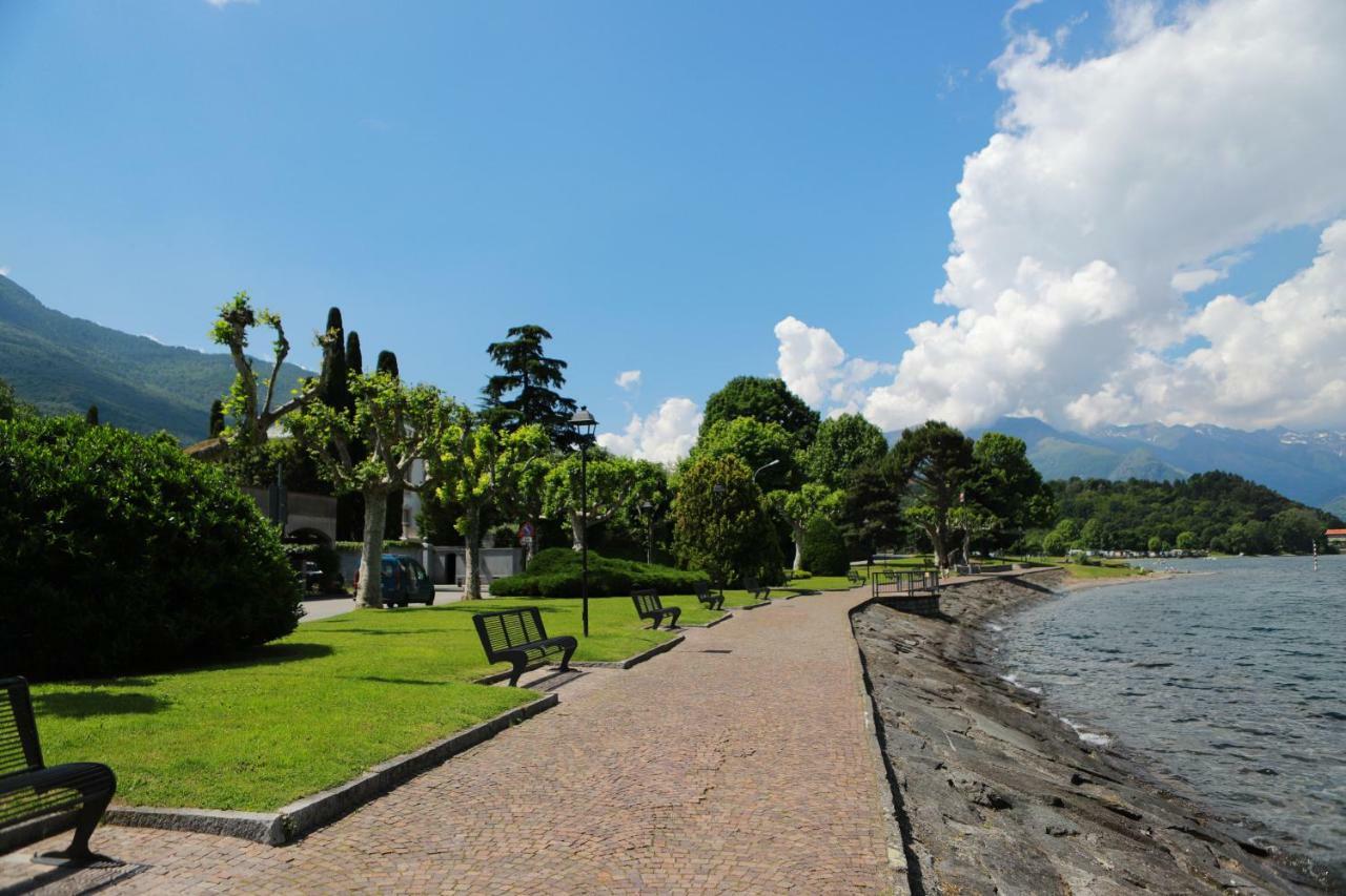 Casa "Giardino Sulla Baia" Lägenhet Colico Exteriör bild